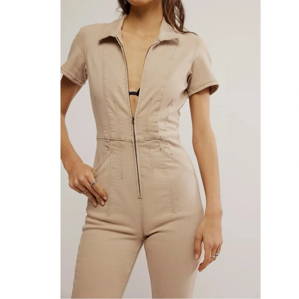 Free People We The Free Jayde Flare Jumpsuit in Blushing Size Large NWT Neutral